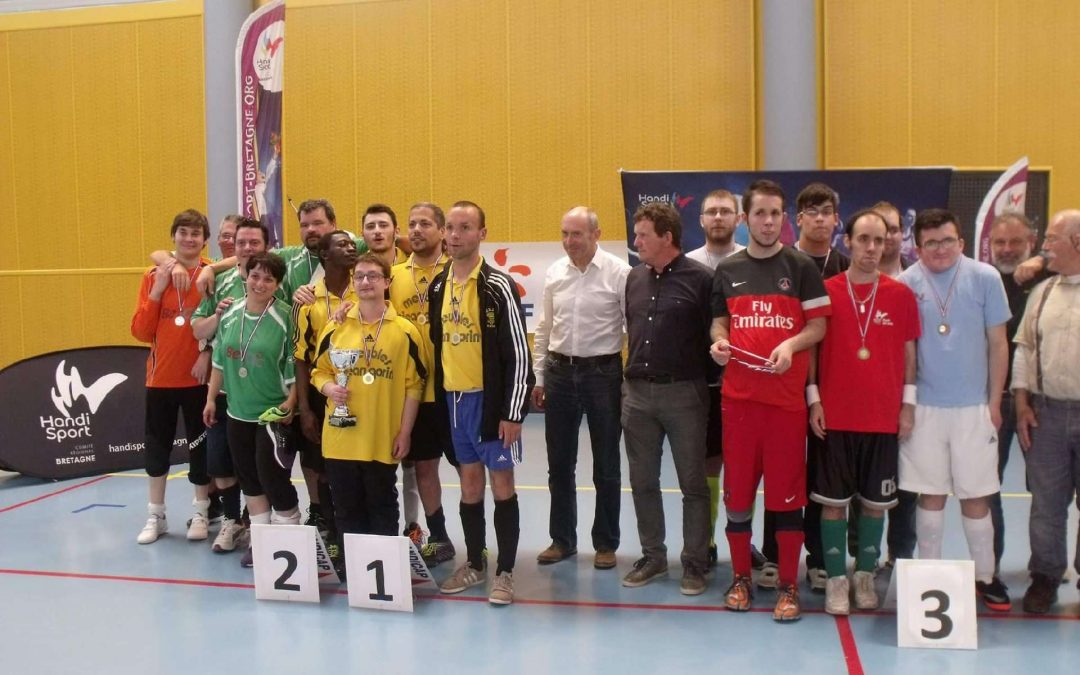 RENCONTRES AUTOUR DU FOOT